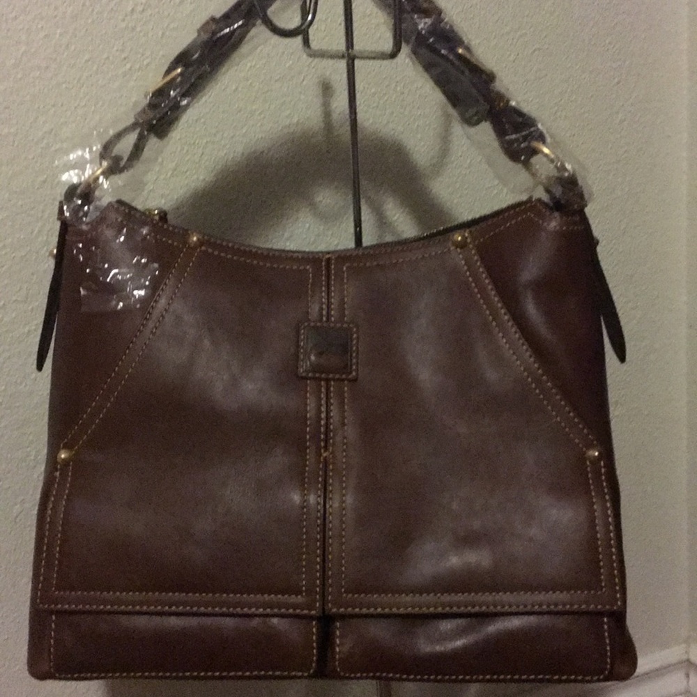 Dooney&Bourke Satchel